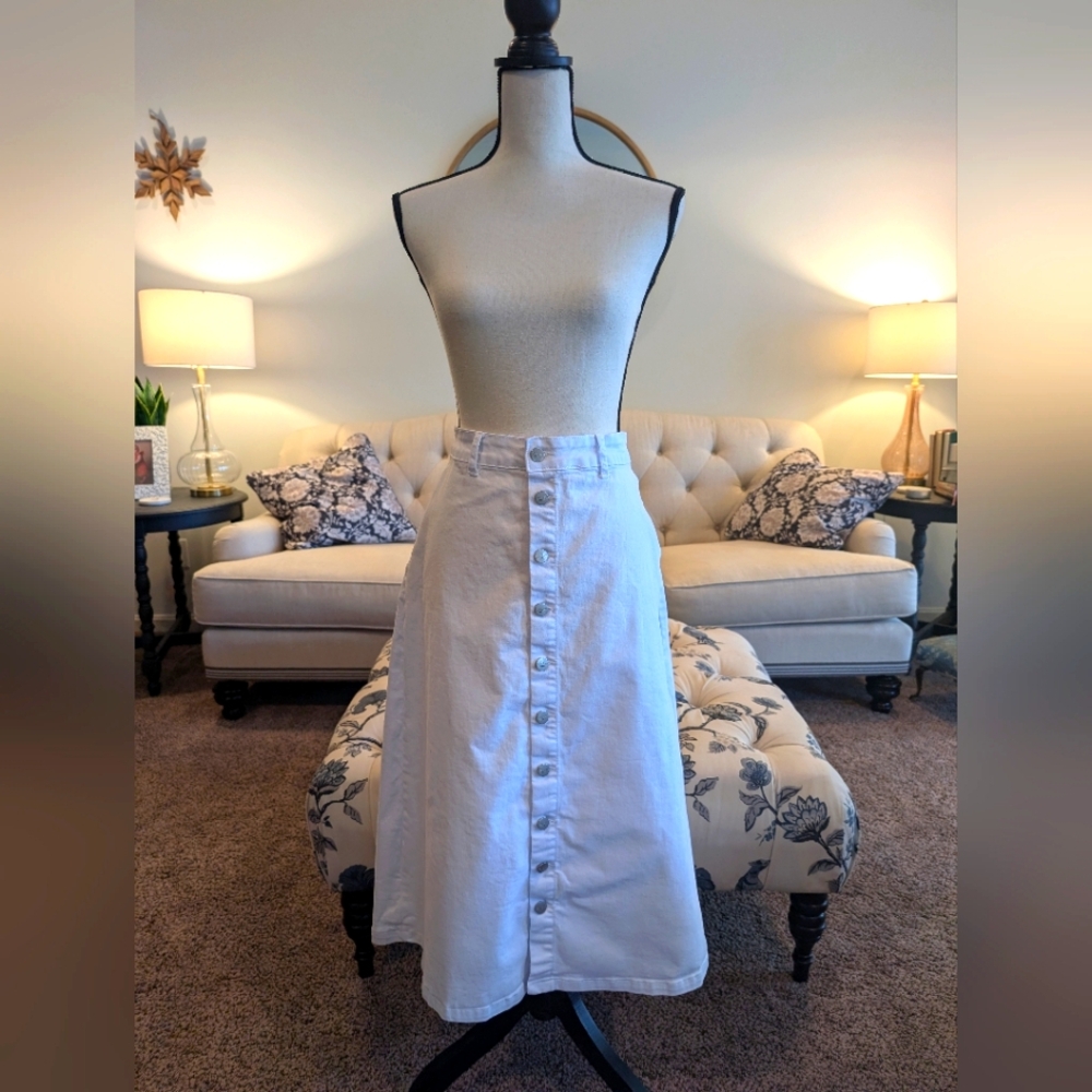 💕💕 Bleu white denim a-line skirt size 10